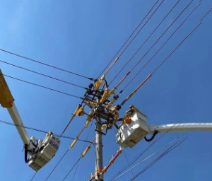 帶電作業車出租